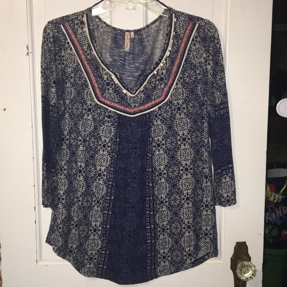 Red Camel Tops - Red Camel Shirt